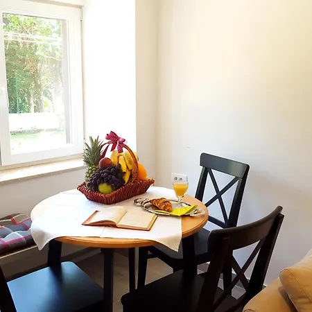 Mary's Garden Apartman Opatija